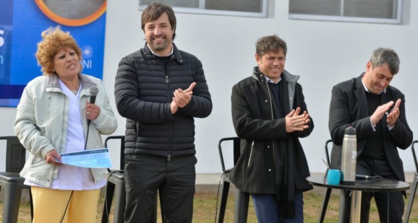 La Provincia inauguró obras en hospitales municipales de Henderson y Las Heras