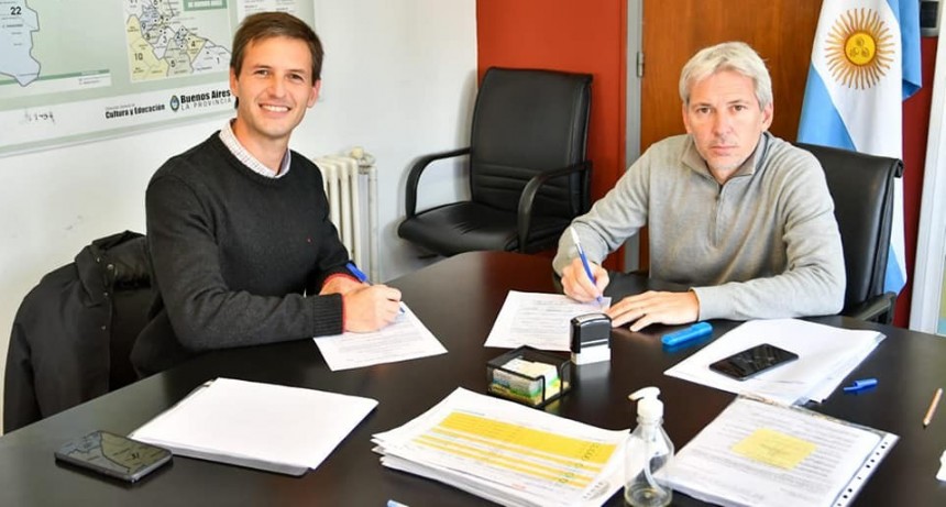 San Vicente: Mantegazza firmó un convenio para mejorar la infraestructura escolar del distrito 