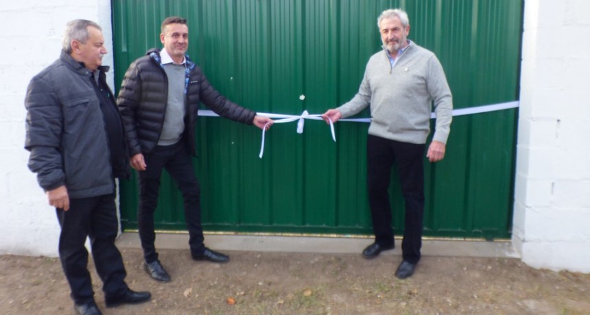 Puan: Castelli participó del centenario del Club Social y Deportivo Unión de Villa Iris