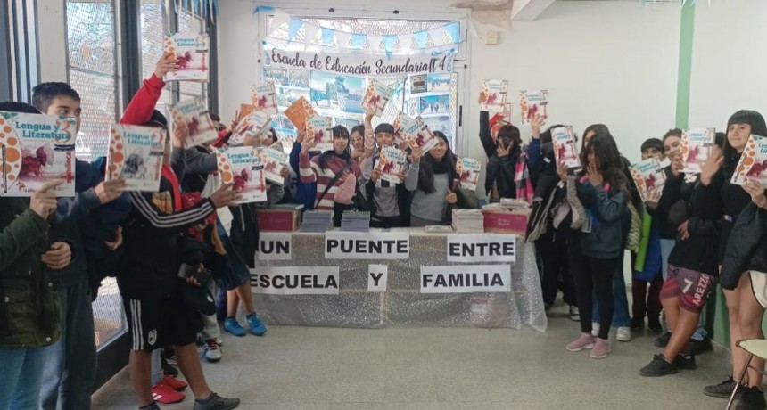 Pte. Perón: El Municipio y Nación entregaron 4500 libros a estudiantes de primaria del distrito 