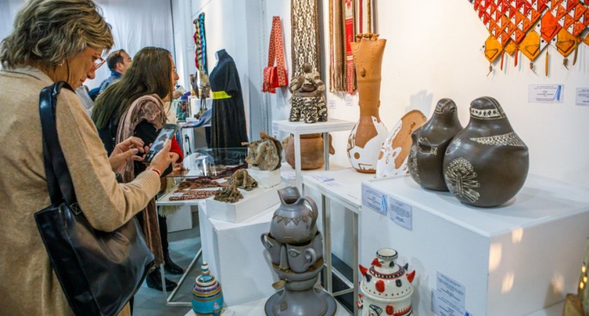 Berazategui: Se inauguró el 25° Salón Nacional de Creatividad y Diseño Artesanal 