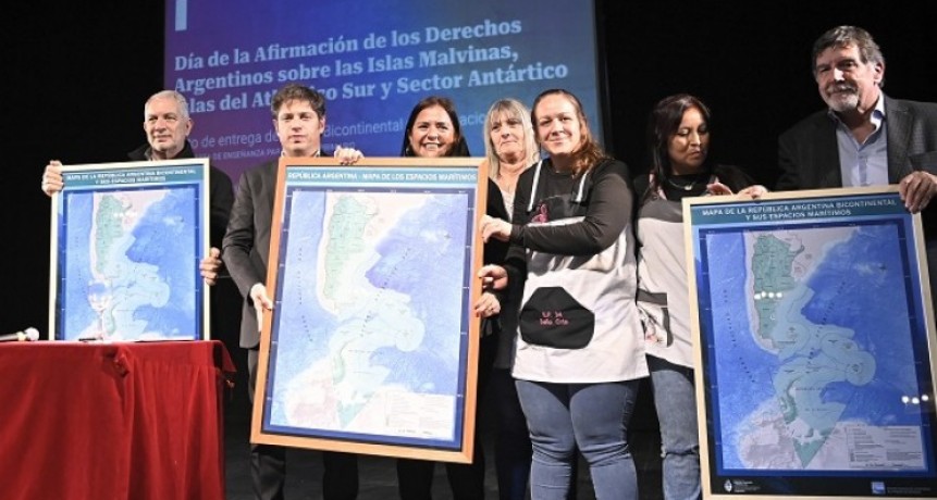 Kicillof encabezó el cierre de una jornada por la reafirmación de la soberanía sobre las Islas Malvinas