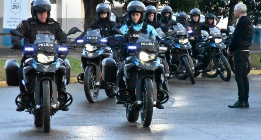 Berisso: Se realizó la entrega de motos para reforzar la seguridad en el distrito