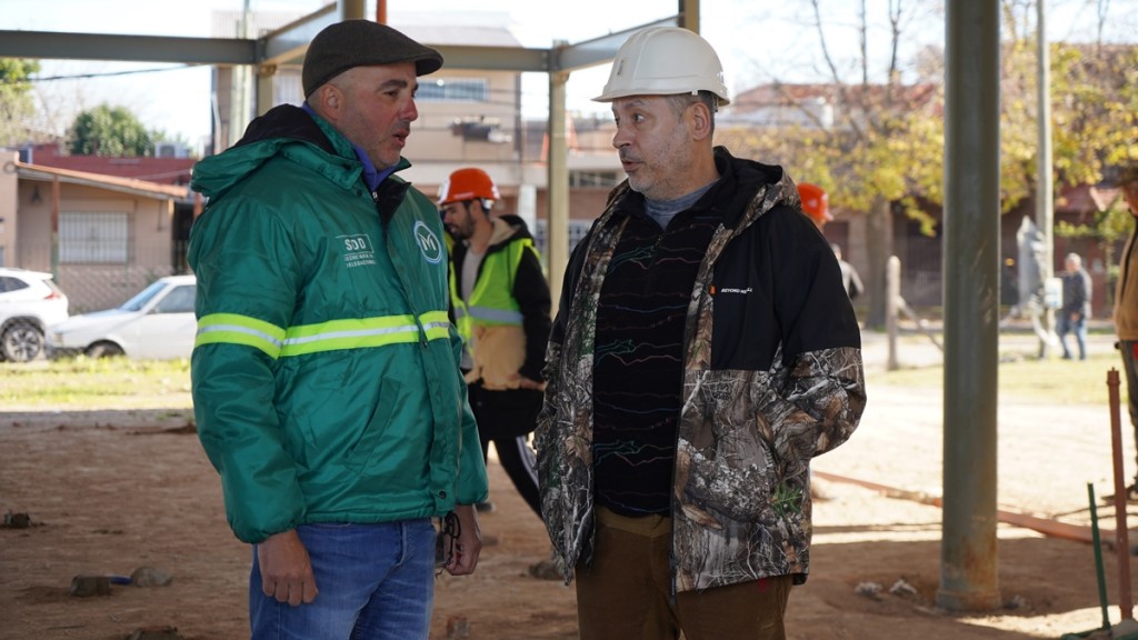 Merlo: Menéndez recorrió los avances en la construcción del Hospital de Mariano Acosta  