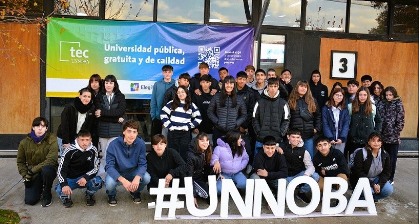Lincoln: Jóvenes de todo el distrito visitaron “TecUNNOBA 25”