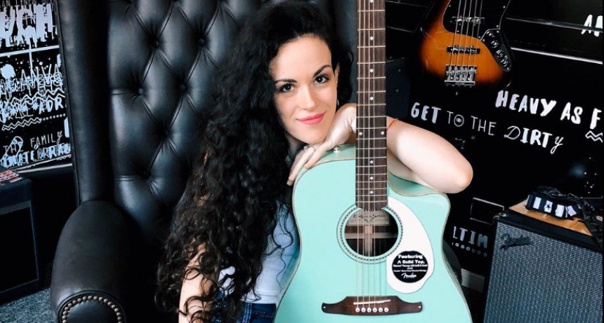 Pte. Perón: Virginia Ferreyra en show musical en vivo 