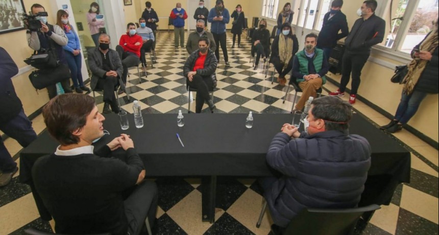 El Ministro Daniel Arroyo firmó tres convenios en San Vicente  