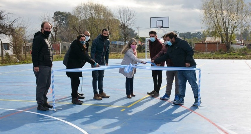 Gral. Rodr&iacute;guez: Mauro Garc&iacute;a inaugur&oacute; el 3&deg; play&oacute;n deportivo, esta vez en la Escuela Primaria 18