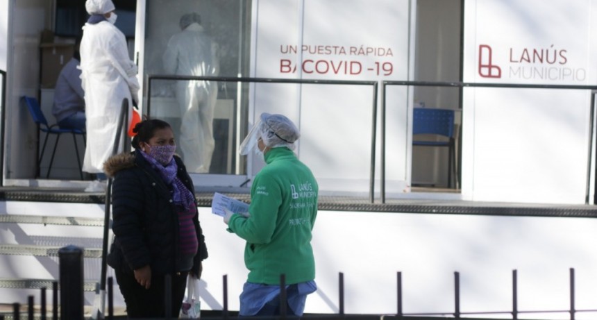 Lanús: El Programa “Casa por Casa”, llegó a Valentín Alsina y Villa Obrera