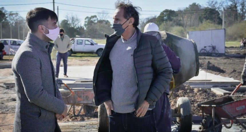 Castelli: Echarren recibió a Katopodis que arribó con obras para el distrito 