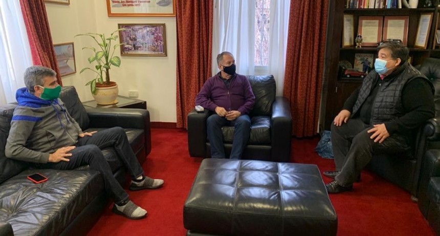 José C. Paz: Mario Ishii en reunión de trabajo con los intendentes Zabaleta y Descalzo 