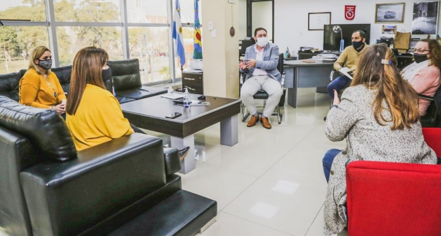 Lincoln: Por denuncias de abuso de autoridad policial, el intendente Serenal encabezó reunión con legisladores 