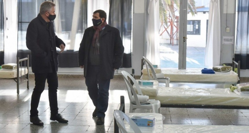 Bahía Blanca: El intendente recorrió la Unidad de Cuidados Mínimos Ambulatorios en el Club Liniers 