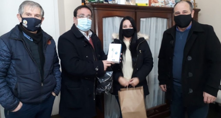 Brandsen: Donaron tres termómetros digitales láser 