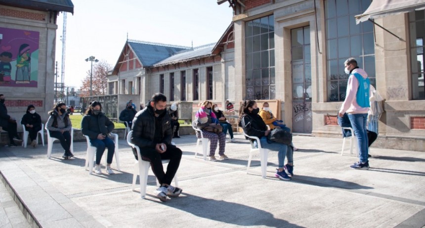 Moreno: Ya son más de 200 mil las y los vecinos inmunizados contra el COVID-19 