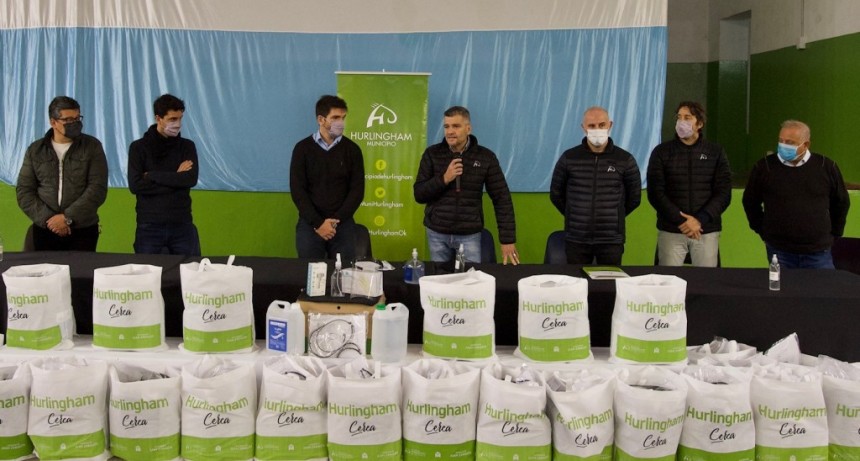 Hurlingham: Zabaleta firmó un convenio con el Ministerio de Turismo y Deportes para regularizar los clubes de barrio