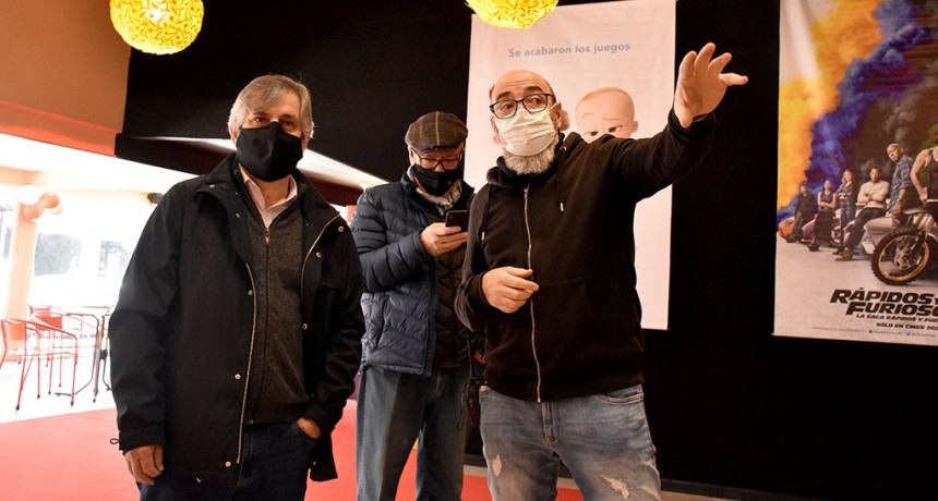 Chivilcoy: El Intendente Guillermo Britos recorrió “Tu Cine”