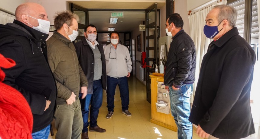 Tapalqué: El intendente Gustavo Cocconi firmó un convenio de adhesión al programa beneficios ANSES 