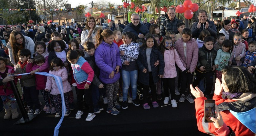 Tigre: Julio Zamora inauguró la Plaza Juan Domingo Perón en Don Torcuato 