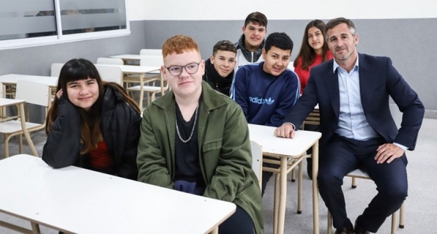 Pilar: Federico Achával inauguró la quinta escuela en lo que va del año