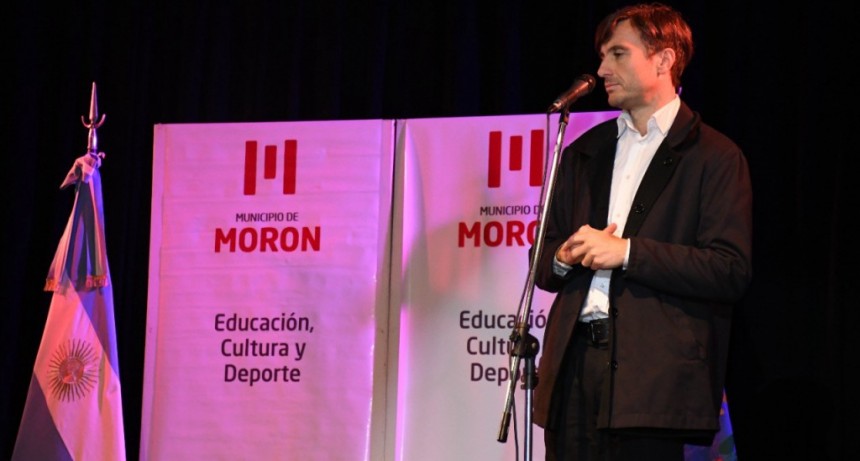 Morón: La Municipalidad costeará viajes de egresados a estudiantes de 6to grado de escuelas públicas