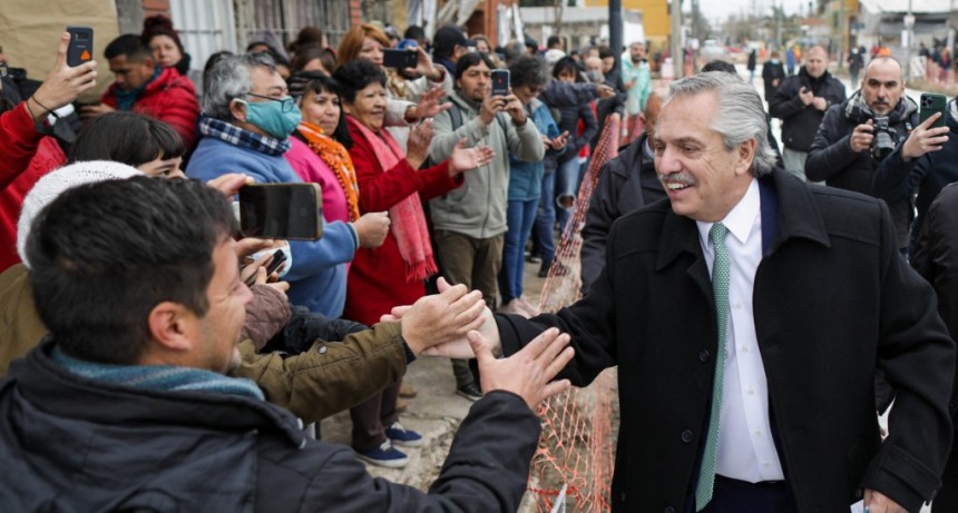 El Gobierno puso en marcha la obra pública número 5.000 y se encamina a alcanzar los 500.000 puestos de trabajo registrado en la construcción