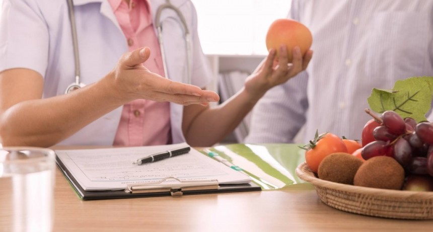 El Colegio de Nutricionistas bonaerense advierte sobre el intrusismo profesional y la práctica ilegal de la profesión