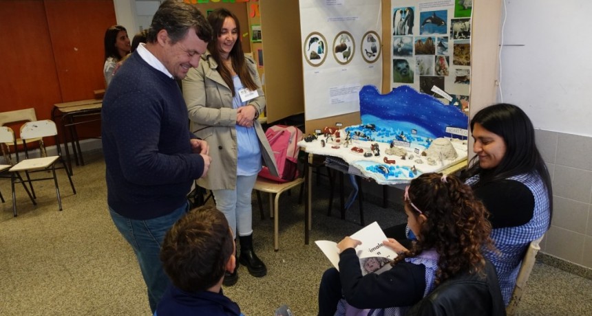 S.A. de Giles: Se realizó la 8va edición de la Feria Distrital de Educación, Arte, Ciencia y Tecnología