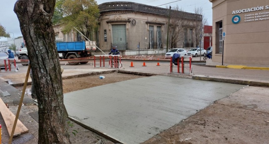 Gualeguaychú (ER): Avanzan acciones de mejora en arterias del casco céntrico