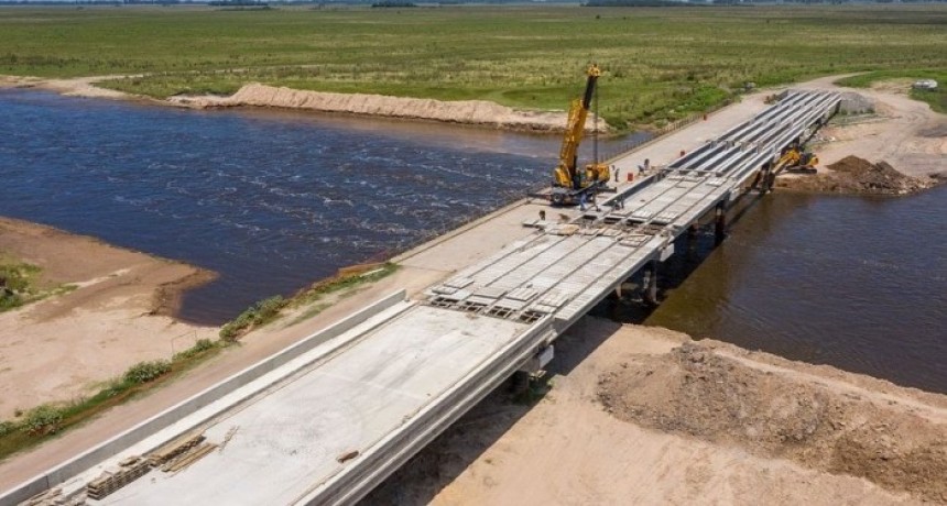 La Provincia licitó la construcción de puentes para la cuenca del Río Salado