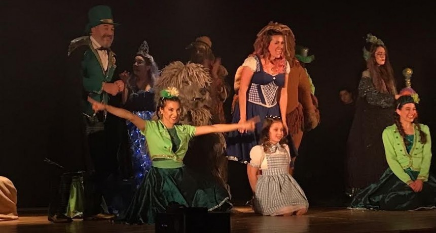 Gral. Villegas: El Mago de Oz hizo vibrar el Teatro Español