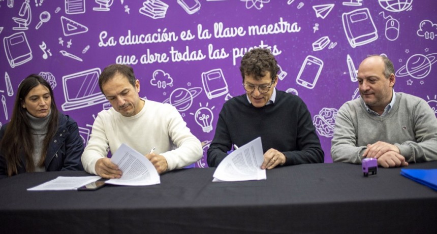 Campana: El Municipio y el Gobierno de la Ciudad firmaron un importante convenio para potenciar pol&iacute;ticas de desarrollo productivo