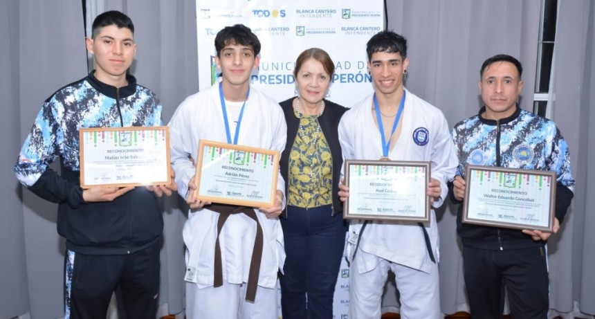 Pte. Perón: Blanca Cantero distinguió a deportistas locales que se consagraron campeones nacionales y panamericanos e irán por el título mundial