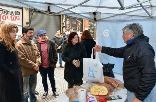 Juan Carlos Sancheta: “Vamos a inaugurar un Almacén Popular en Paso del Rey con productos a precios racionales. La Ministra Kelly Olmos se sorprendió con los precios”
