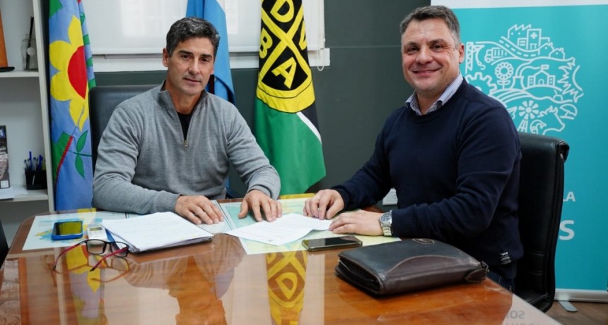 S.A. de Giles: Gesualdi pidió en Vialidad Provincia la repavimentación total del camino Giles, Azcuénaga y Solís