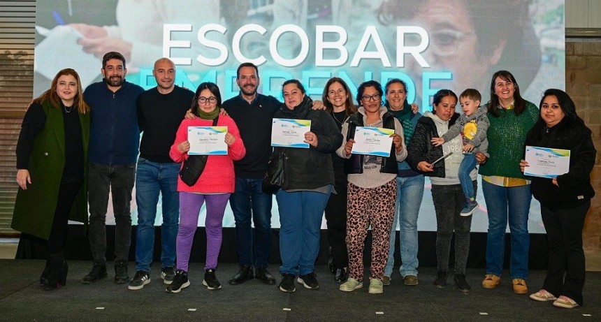 Escobar: El Municipio entregó 300 kits de herramientas para proyectos productivos