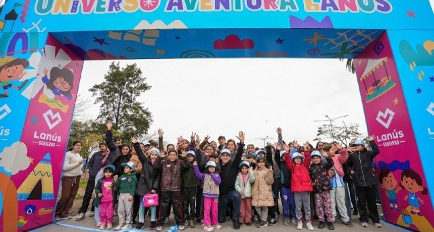 Lan&uacute;s: &Aacute;lvarez encabez&oacute; la apertura del parque &ldquo;Universo Aventura&rdquo; para las vacaciones de invierno