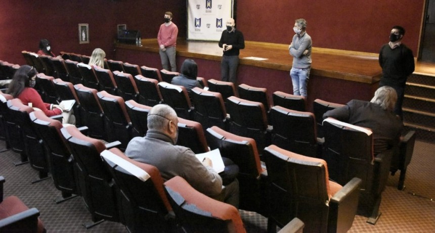 Malvinas Argentinas ayuda a escuelas privadas en el contexto de pandemia 