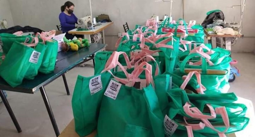 Luján: La organización Frente Patria Grande entregó regalos en los barrios 