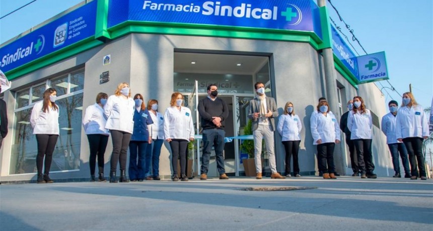 Petrecca participó de la inauguración de una nueva farmacia sindical 