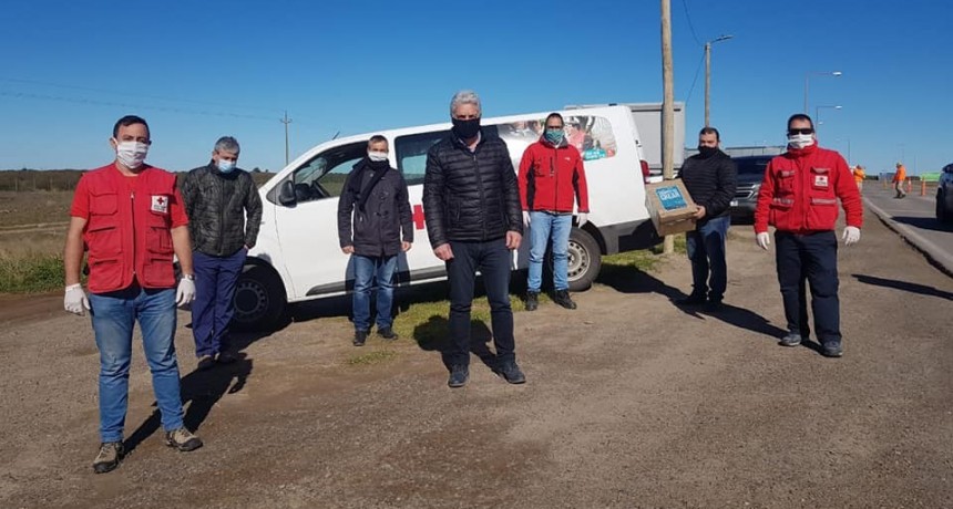 La Cruz Roja Argentina entregó material lúdico para el Hogar de Patagones 