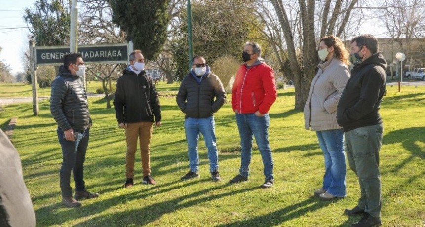 Gral. Madariaga: Avanzan los trabajos de mantenimiento en las vías del ferrocarril 