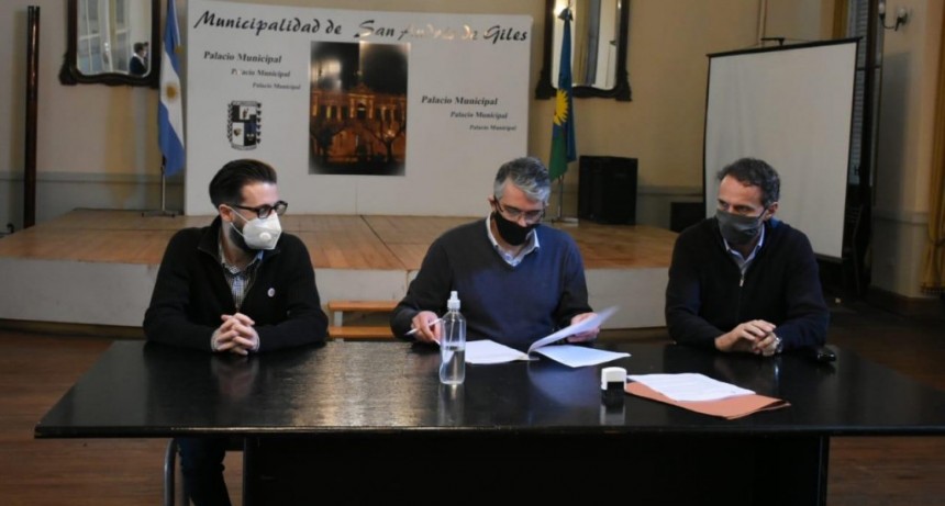 Simone y Katopodis firmaron convenios de obras para San Andrés de Giles y Villa Lía 
