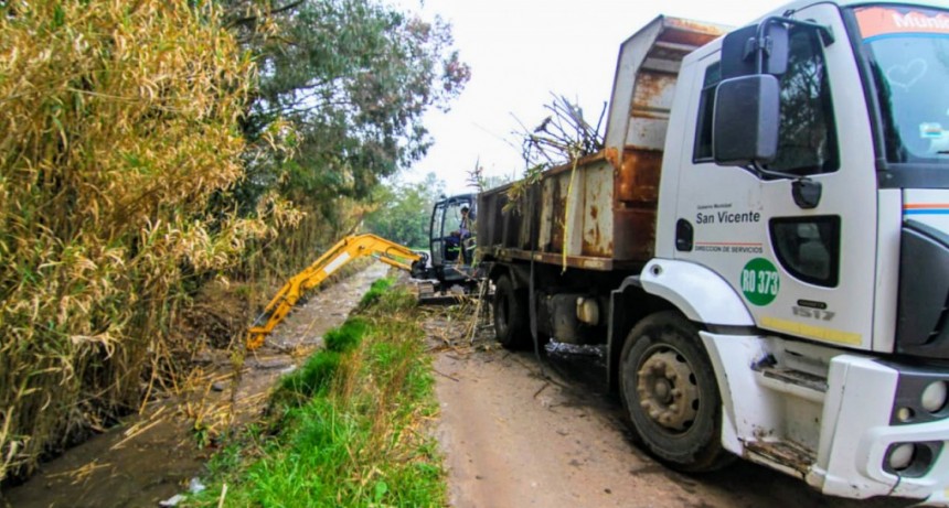 San Vicente: Se completa la limpieza del Canal Buenos Aires