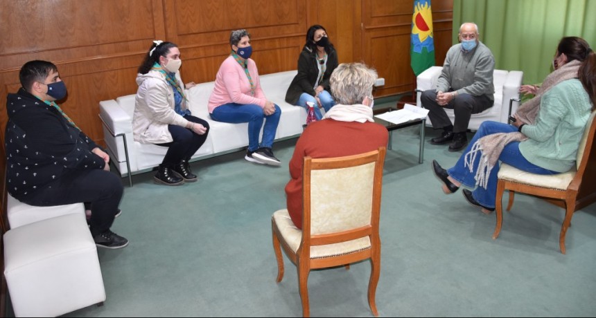 Tres Lomas: Nueva reuni&oacute;n con representantes de la agrupaci&oacute;n local de &ldquo;Boy Scouts&rdquo; 