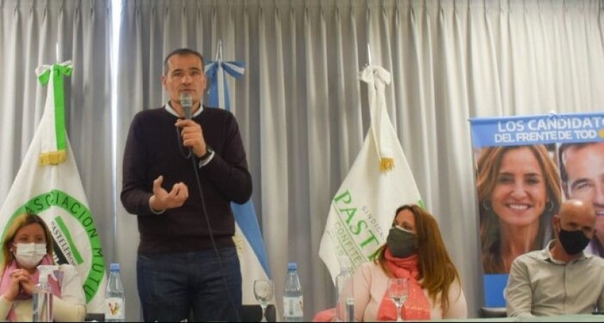 La Plata: Escudero presento su lista local por el FdT con el apoyo del sindicalismo 