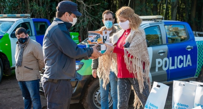 Junín: El Intendente Petracca entregó equipamientos para las patrullas rurales 
