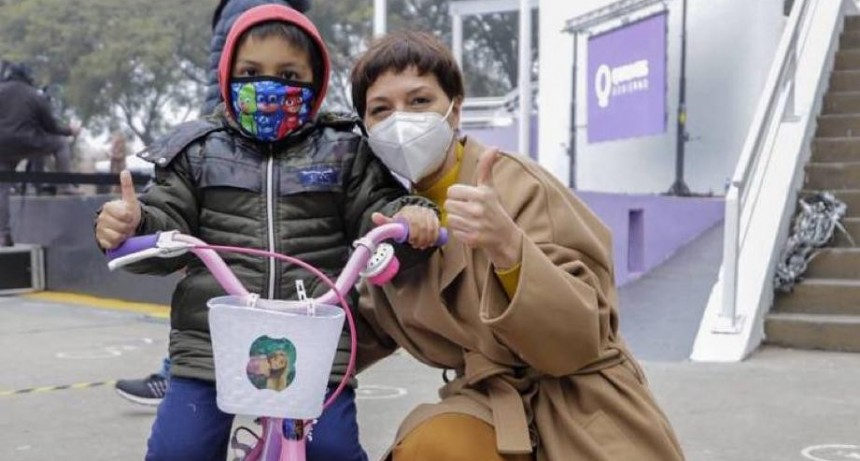 Quilmes: Mayra estuvo presente en el festival de las niñeces en el Parque de la Ciudad 