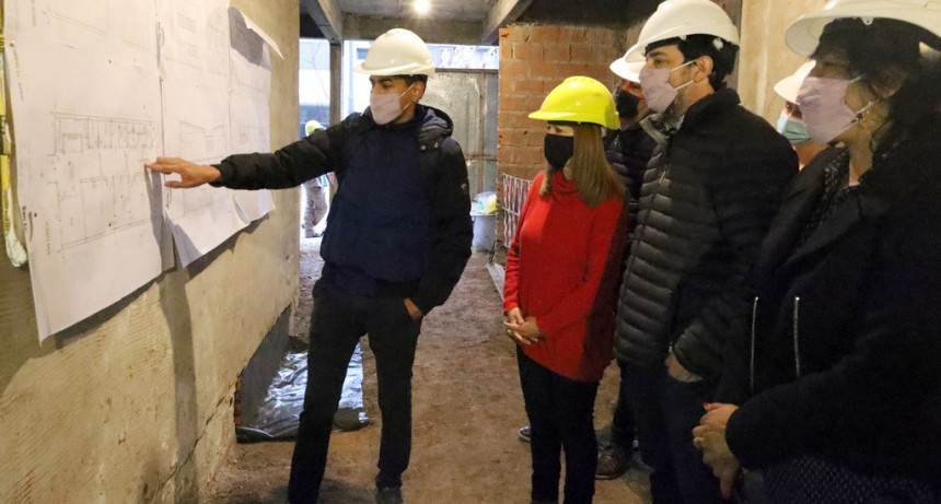 San Martín: Fernando Moreira recorrió las obras del nuevo edificio de la Escuela de Artes Visuales Antonio Berni