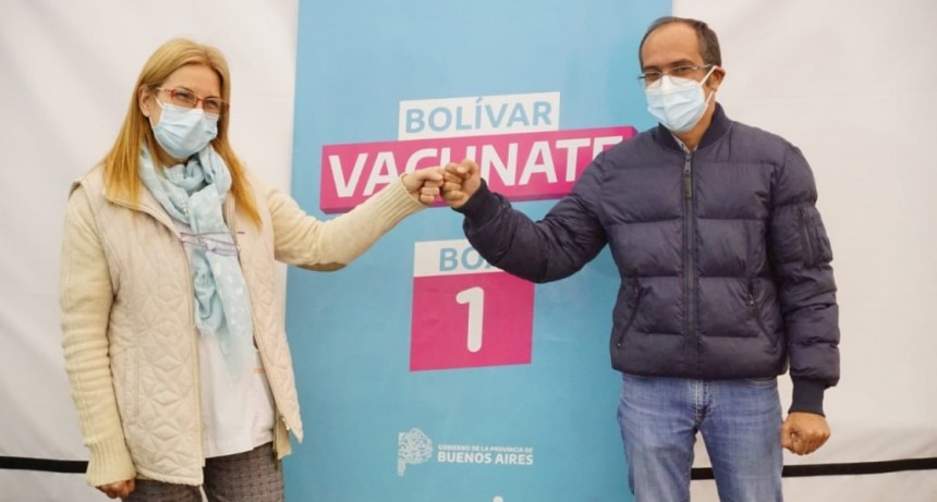 Bolívar: El Intendente Pisano saludó a las vacunadoras y los vacunadores en su día 